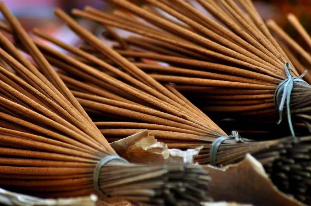 How to Choose the Best Incense Sticks Manufacturers in India?