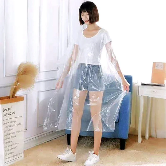 MilkShake Disposable Cutting Cape - 25 Pack