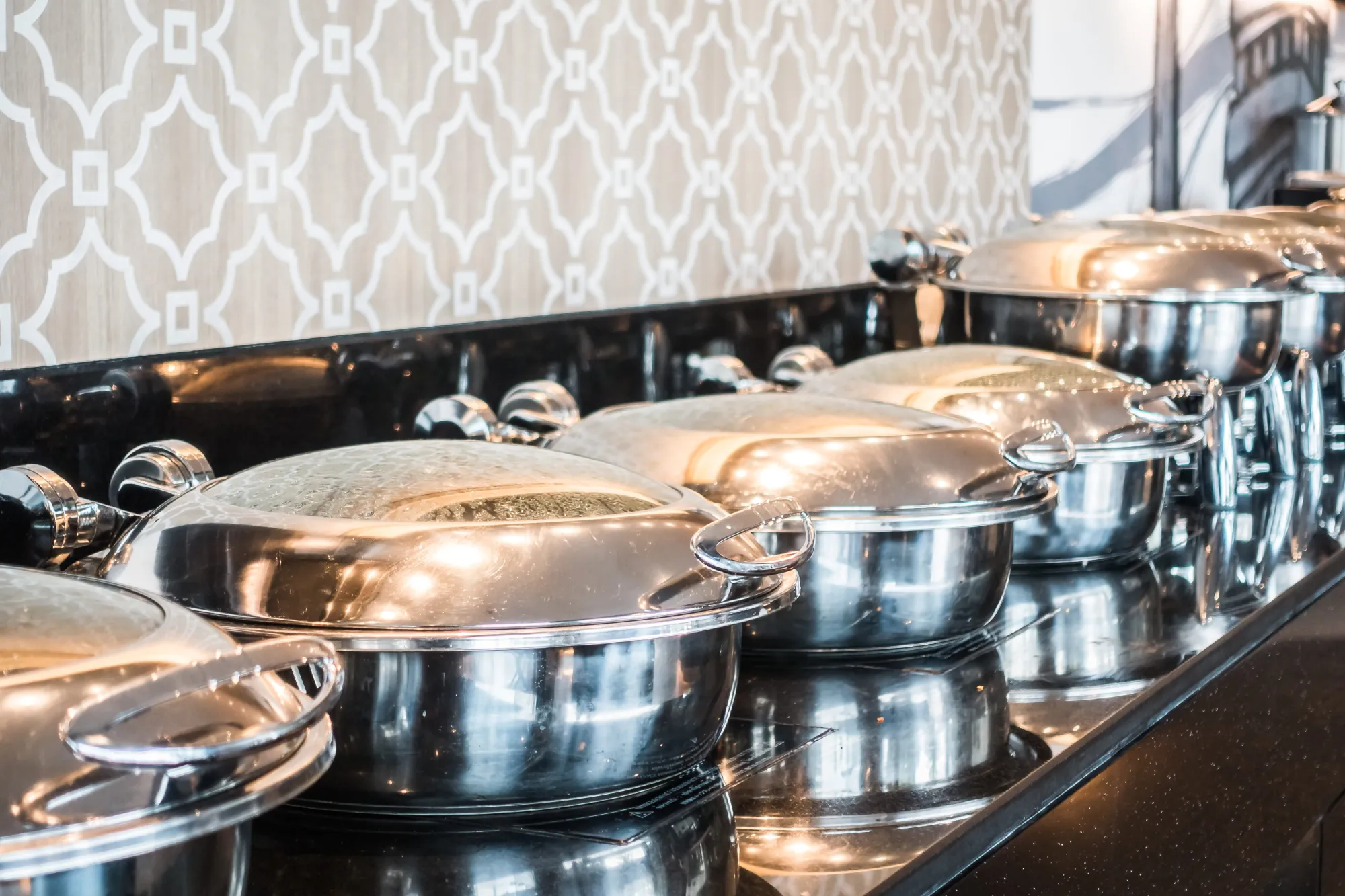How to Choose a Catering Equipment Supplier in UAE for Events and Banquets