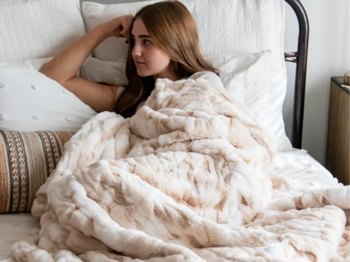 Couch Throw Blankets: A Simple Way to Add Comfort and Style