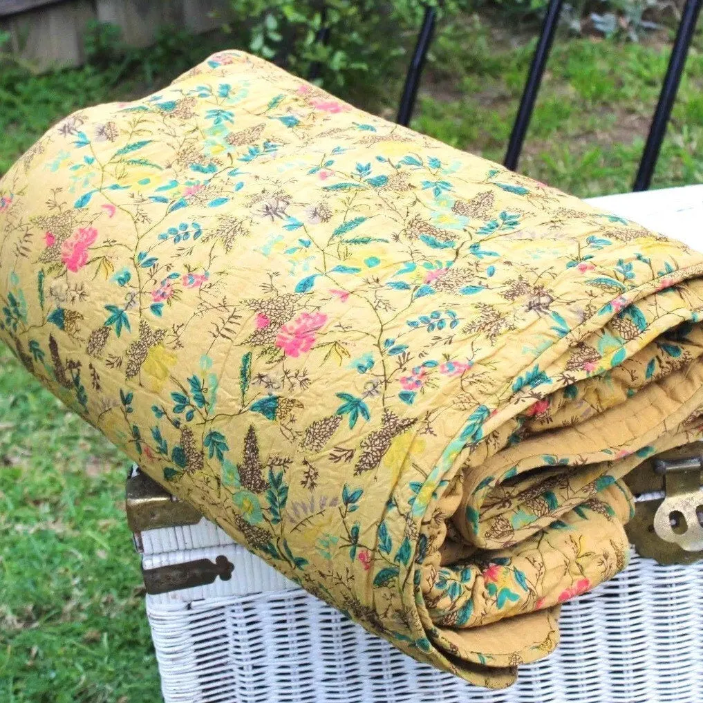 Everything You Need to Know Before Buying a Quilt Blanket Online