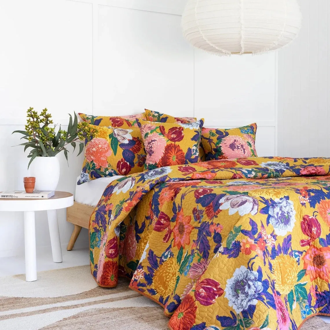 Everything You Need to Know Before Buying a Quilt Blanket Online