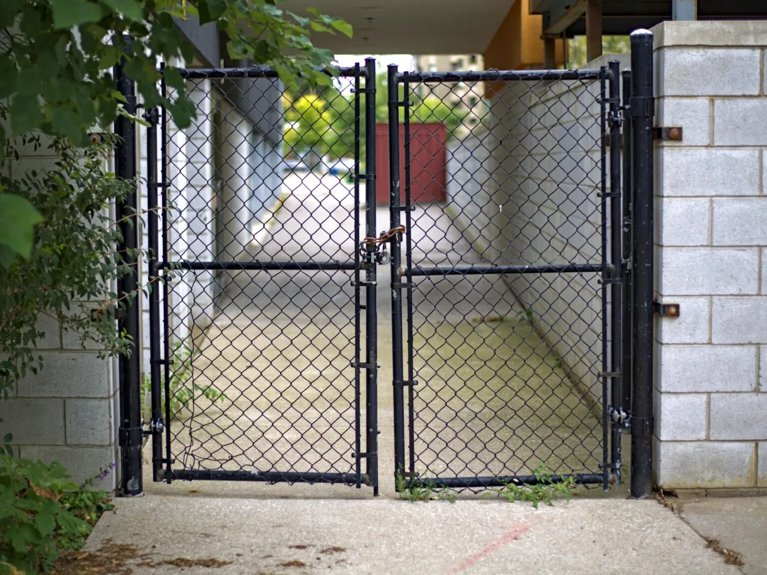 Automatic Security Gate | ELM Engineering UK