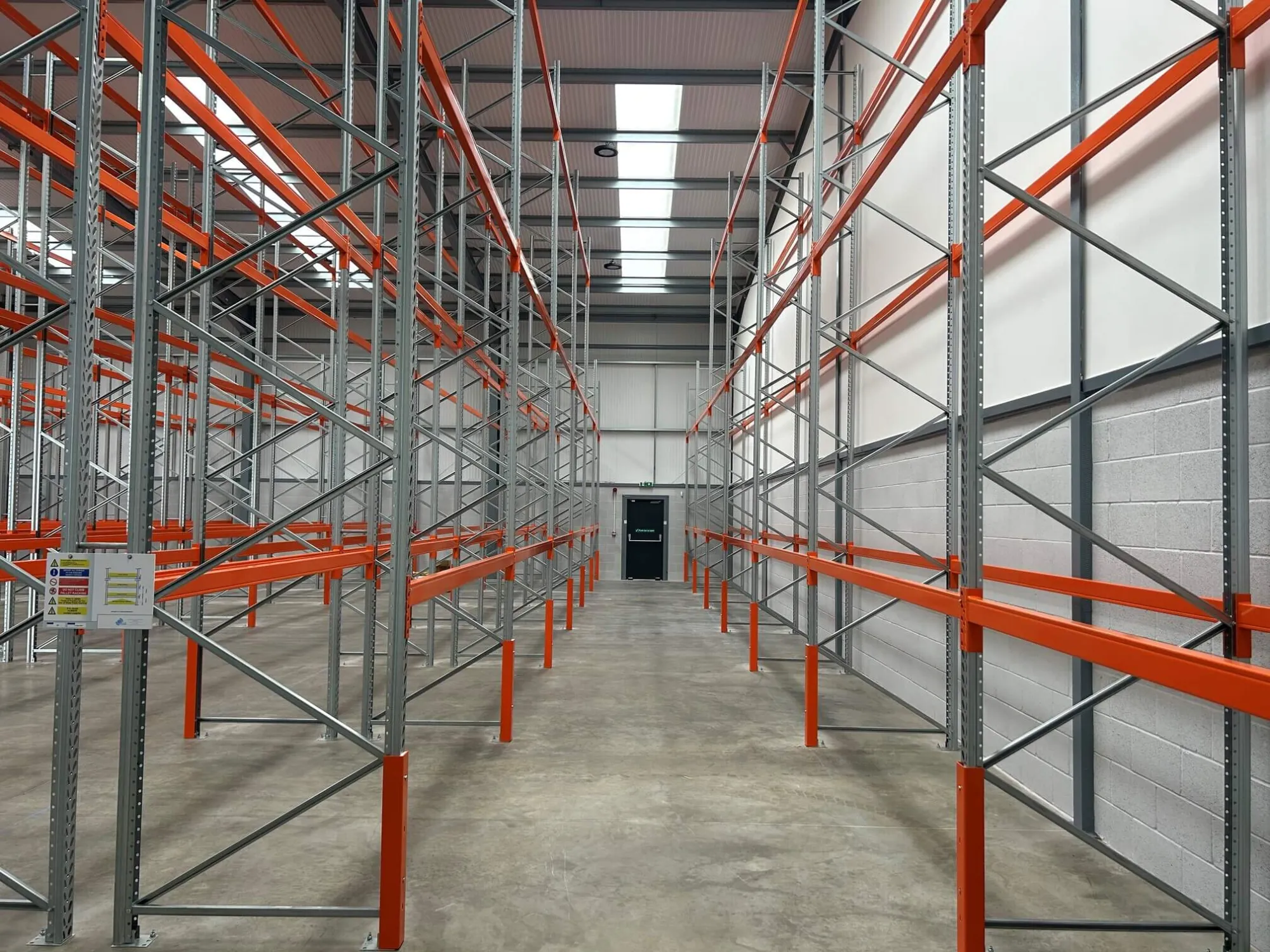 Choosing the Best Pallet Racking Wolverhampton Services