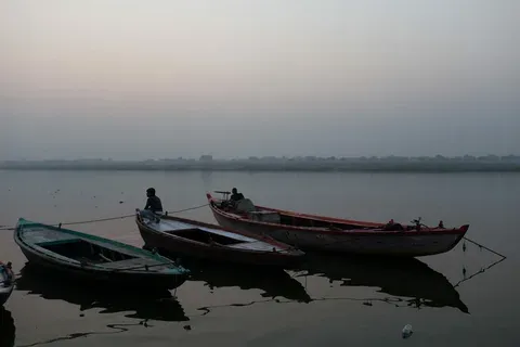 Experience the Beauty of the Ganga with an Evening Boat Ride Booking in Varanasi