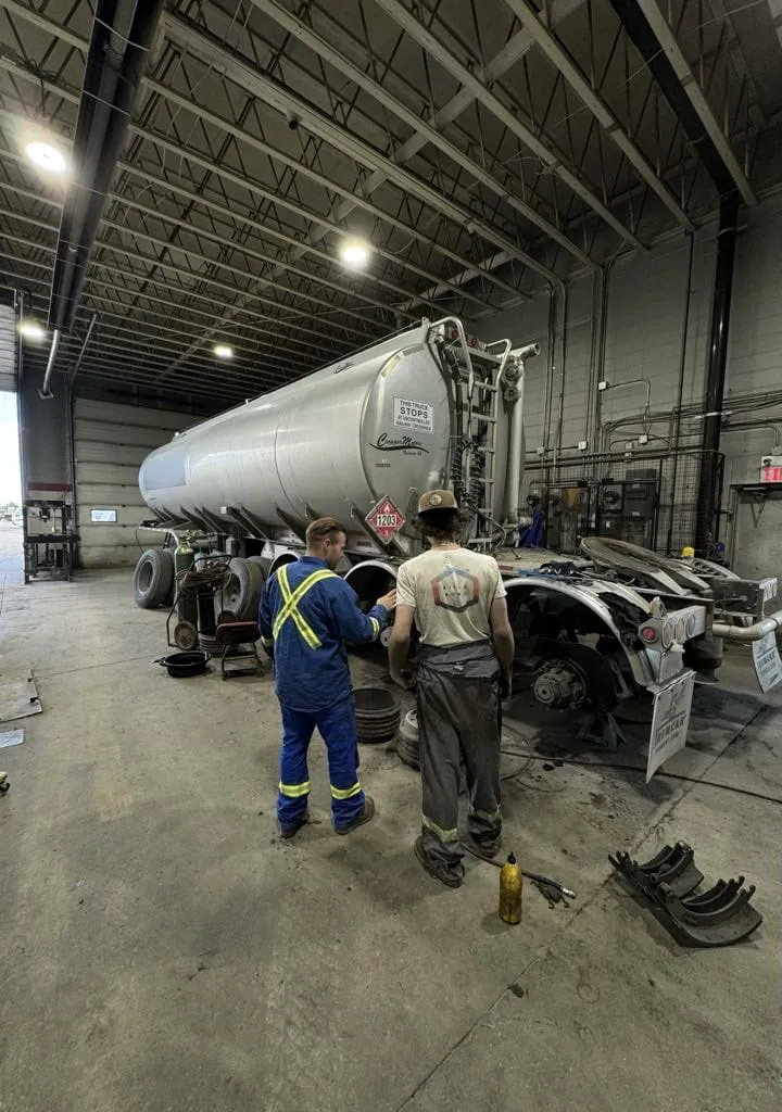 Signs Your Semi-Truck Needs Immediate Brake Repair