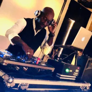 Hire Wedding DJ in South London for a Perfect Celebration