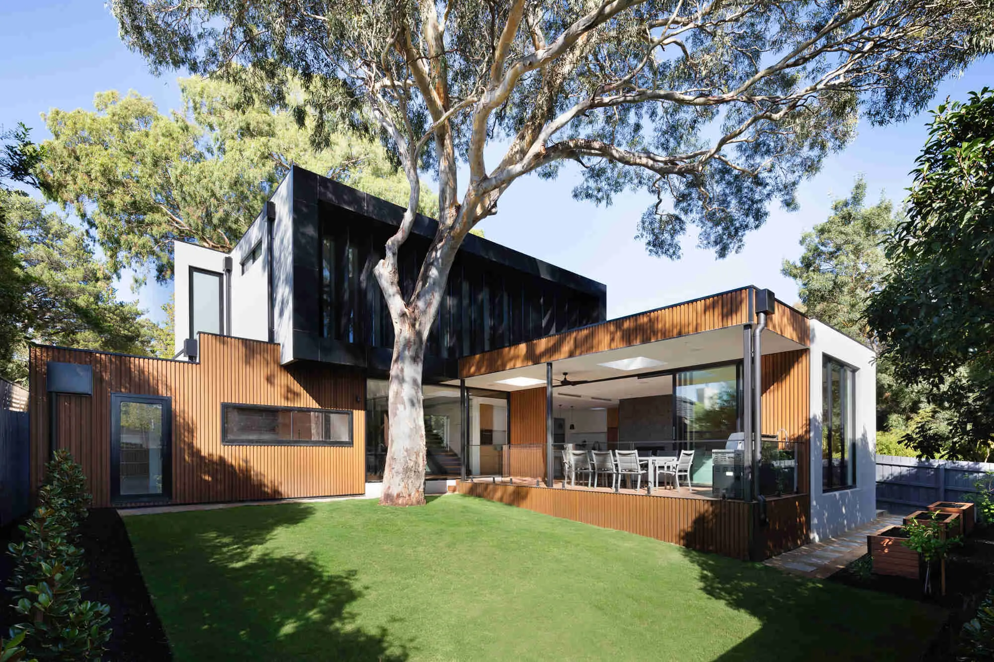 Essential Rental Property Management Tips for Landlords