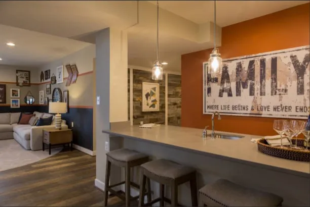 How U.S. Homeowners Are Using Natural Wood Decor to Warm Up Modern Rooms