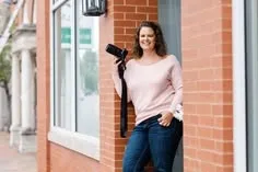 How Can a Professional Photographer in Orlando Help You Capture Meaningful Moments While Strengthening Your Brand Identity?
