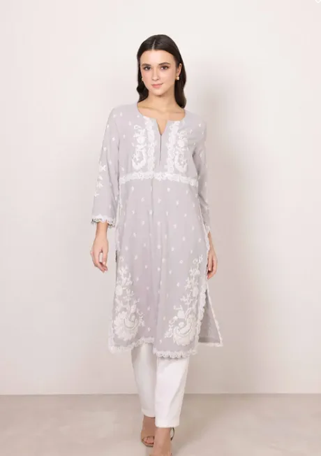 Timeless Tunic Dresses for Women Who Value Elegance and Craft