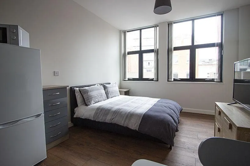 Find Affordable Student Accommodation in Nottingham to Live Close to University Campuses