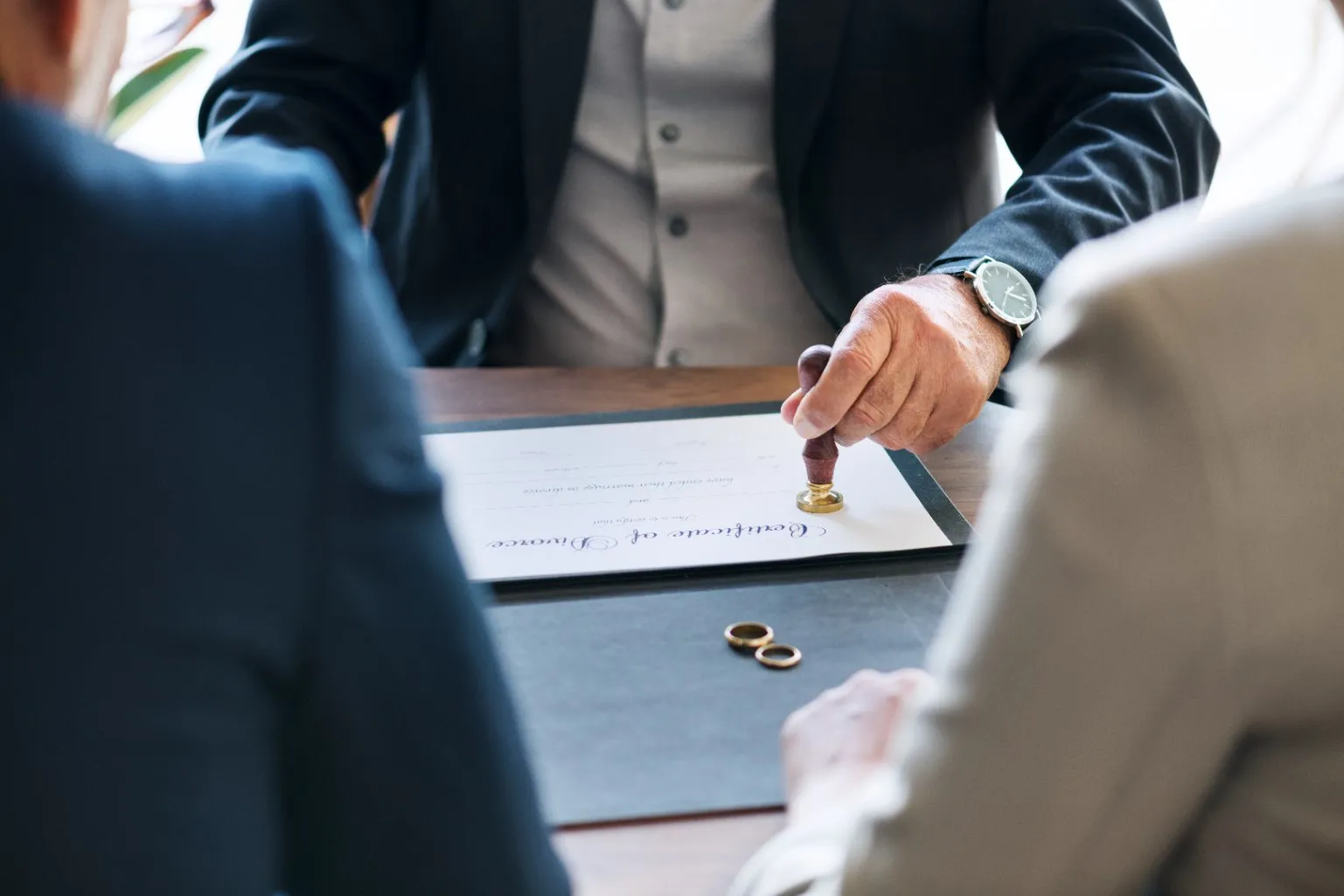 Contested vs. Uncontested Divorce in Mississauga: Which Path Is Right for You?