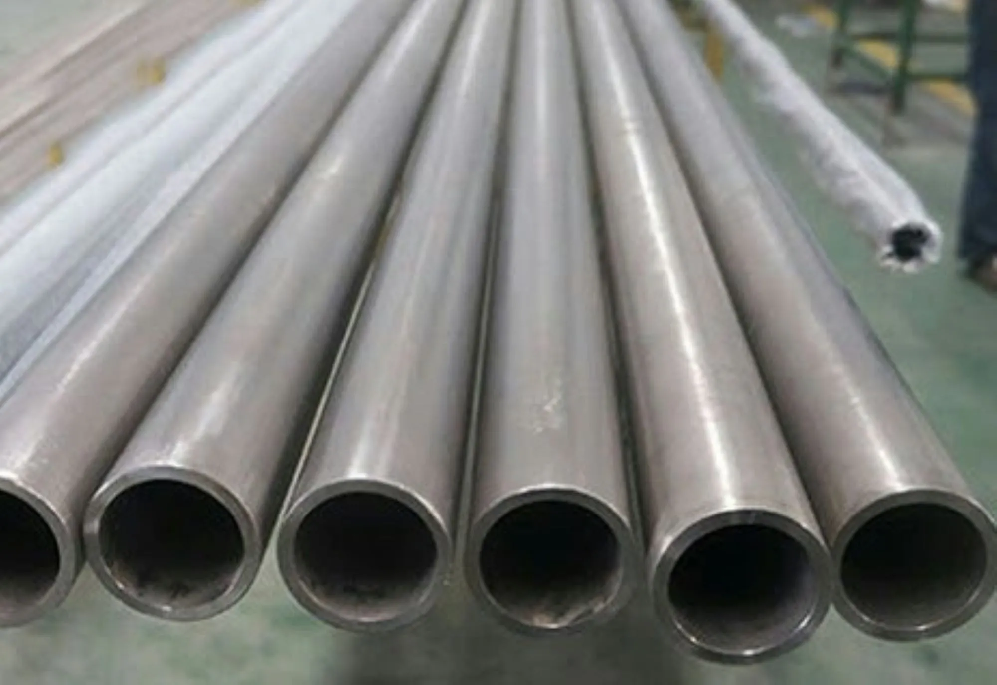 Why Inconel 600 Pipes Are Used in Heat Exchangers and Furnaces