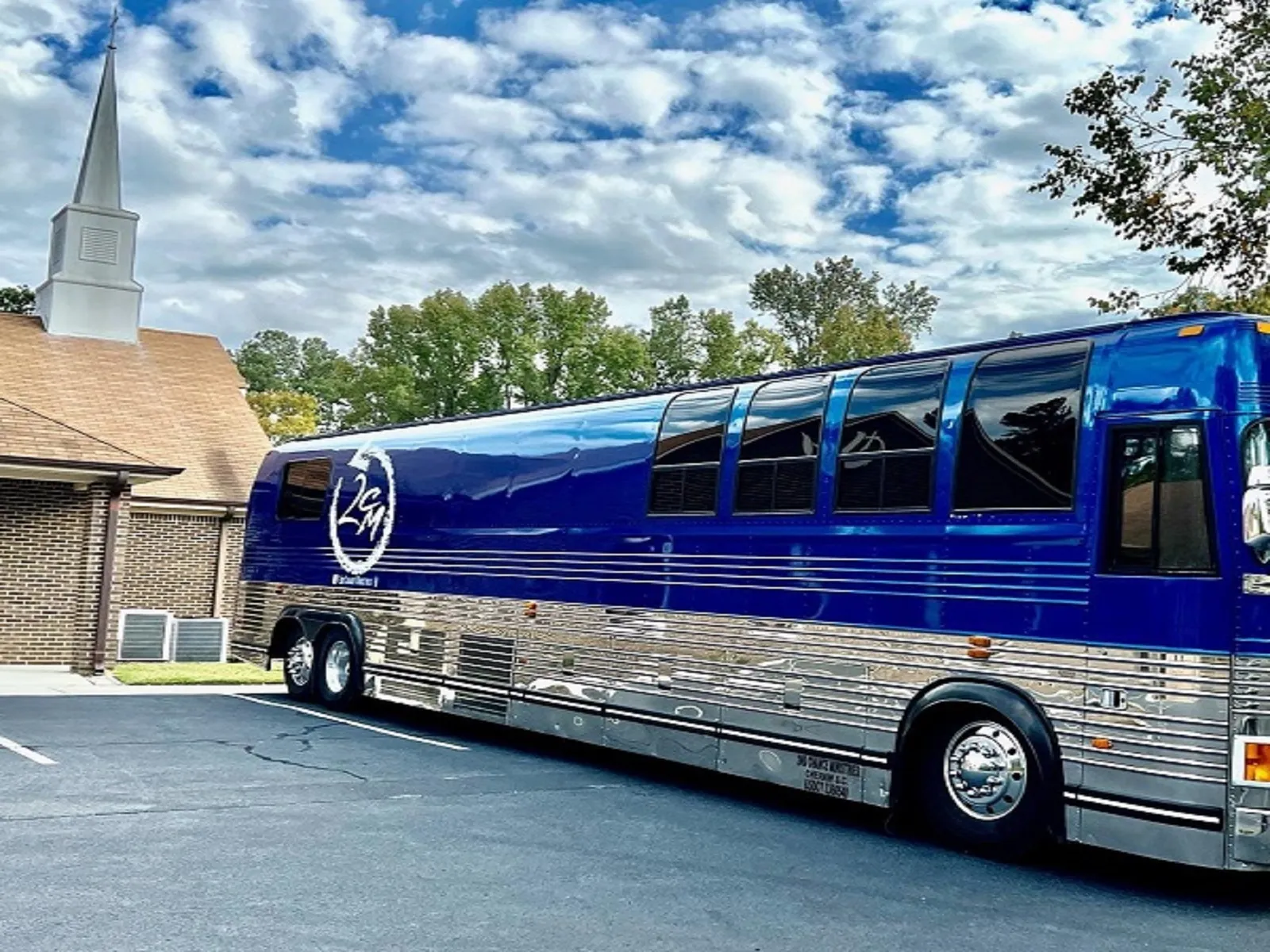 Grab 30% Off Sleeper Bus Rental Before Prices Increase