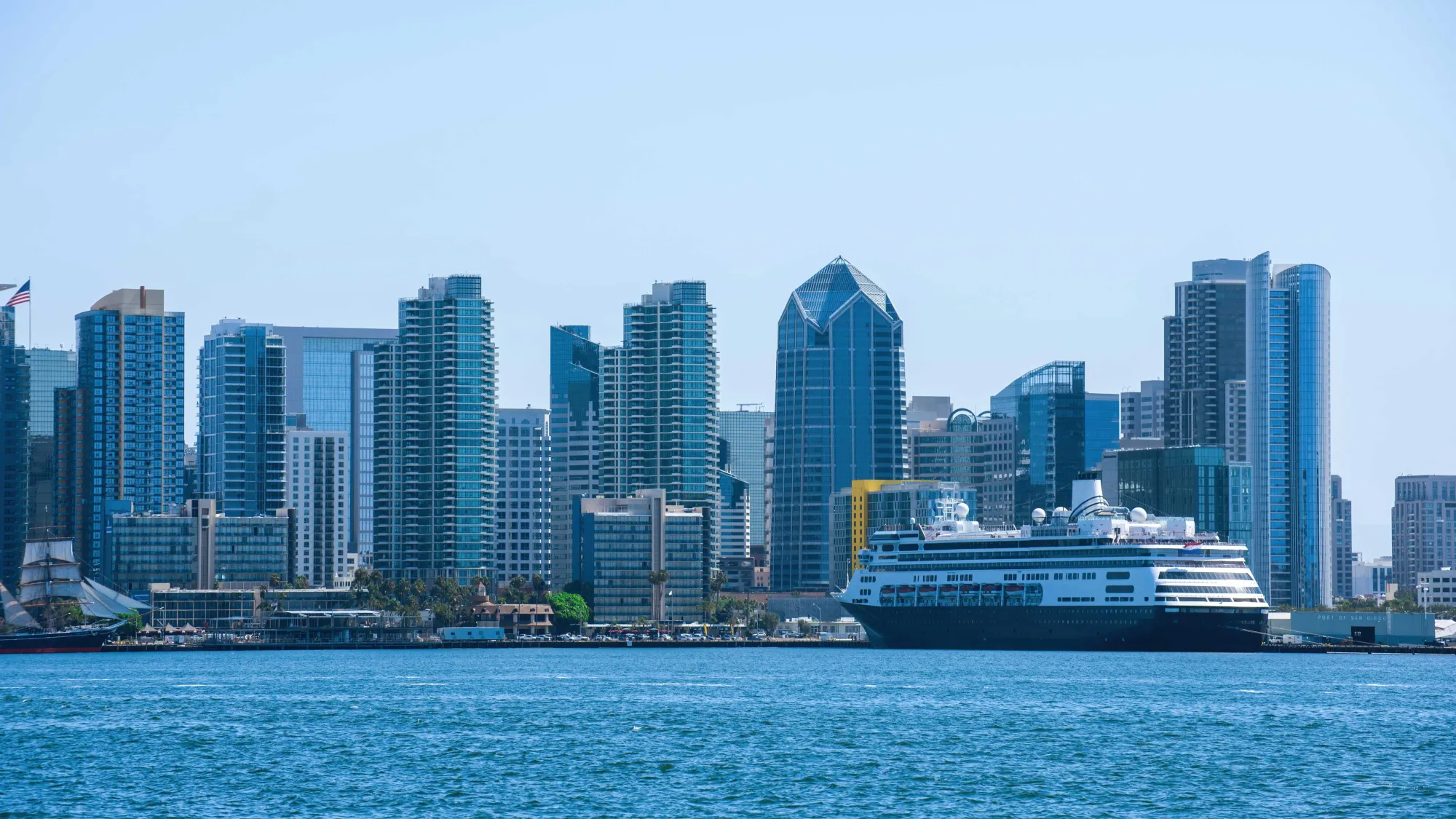 The Role of Technology in Modern Cruise Ferry Freight Services