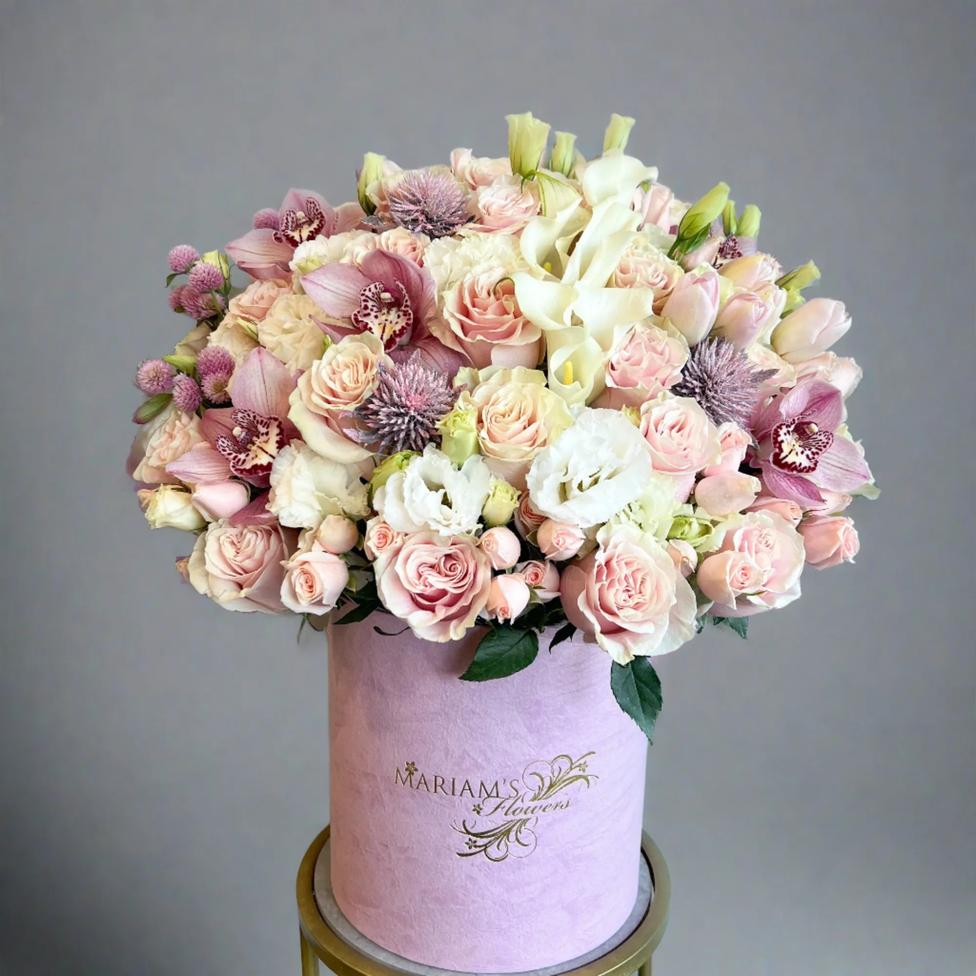 Buy White Roses Flower Bouquet Online for Timeless Elegance and Meaningful Gifting