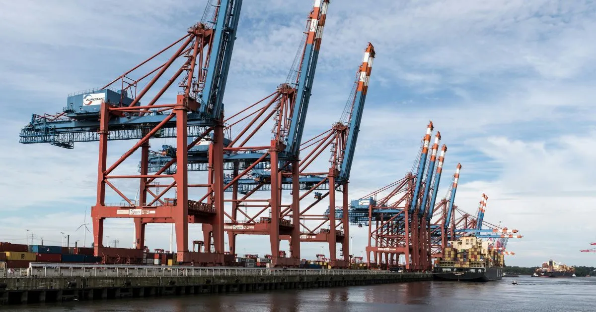 Rotterdam Container Transport für schnelle & sichere Logistiklösungen