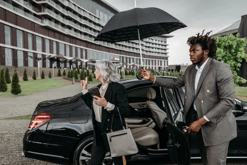 How a Private Transportation Service Saves Time and Reduces Stress
