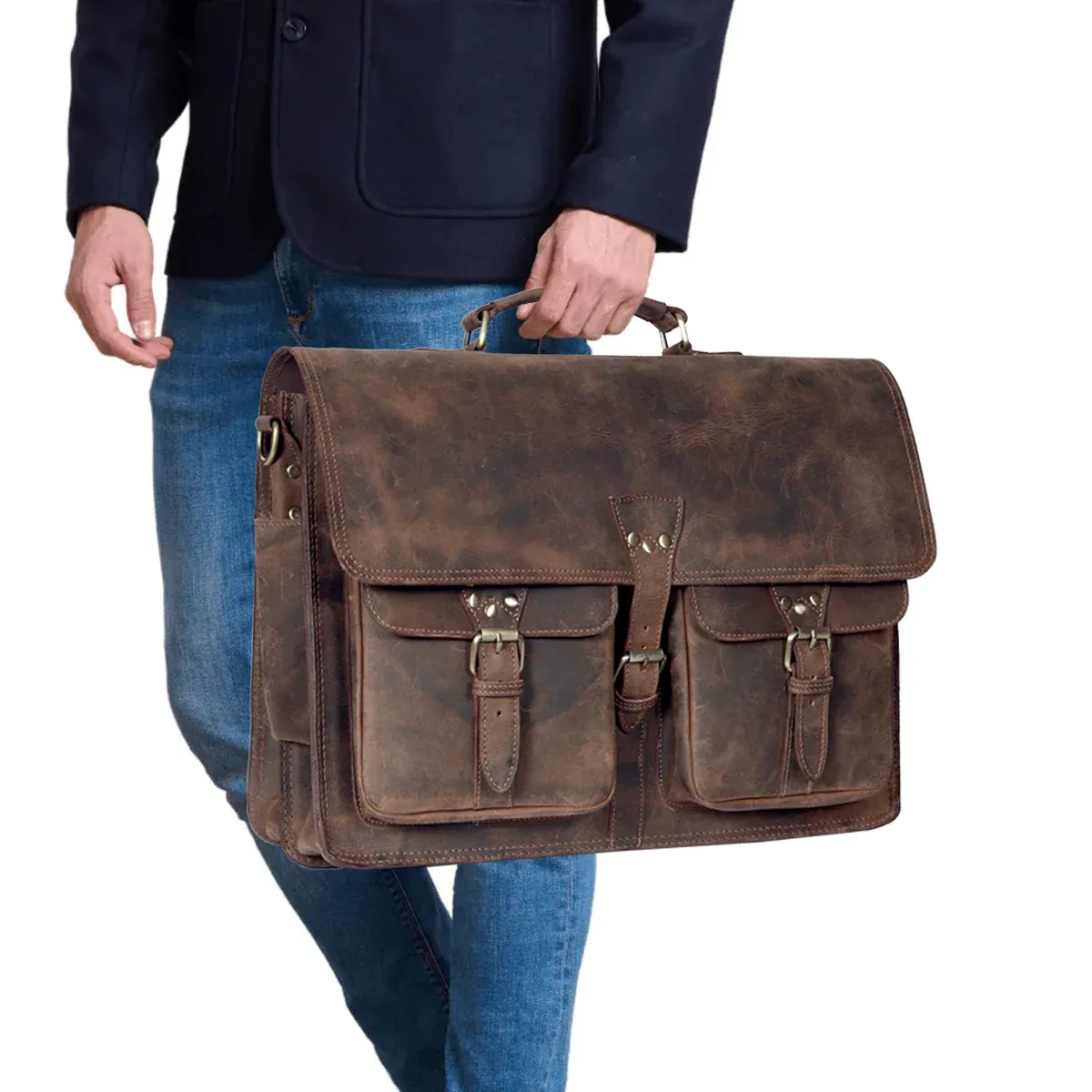 Why a Leather Messenger Bag Still Beats Modern Backpacks for Everyday Carry