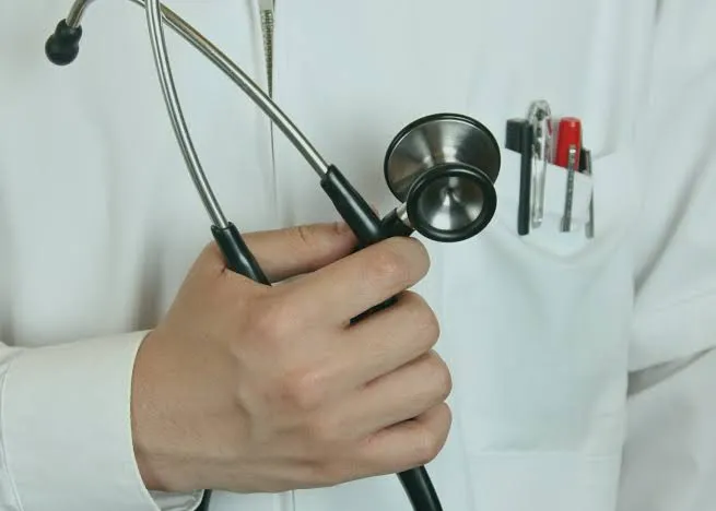 Physician Mortgage Calculator: Smart Budgeting Tips for Medical Professionals