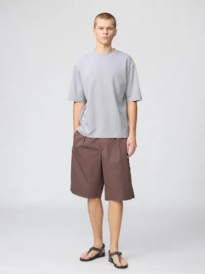 How to Style Versatile Shorts Year-Round