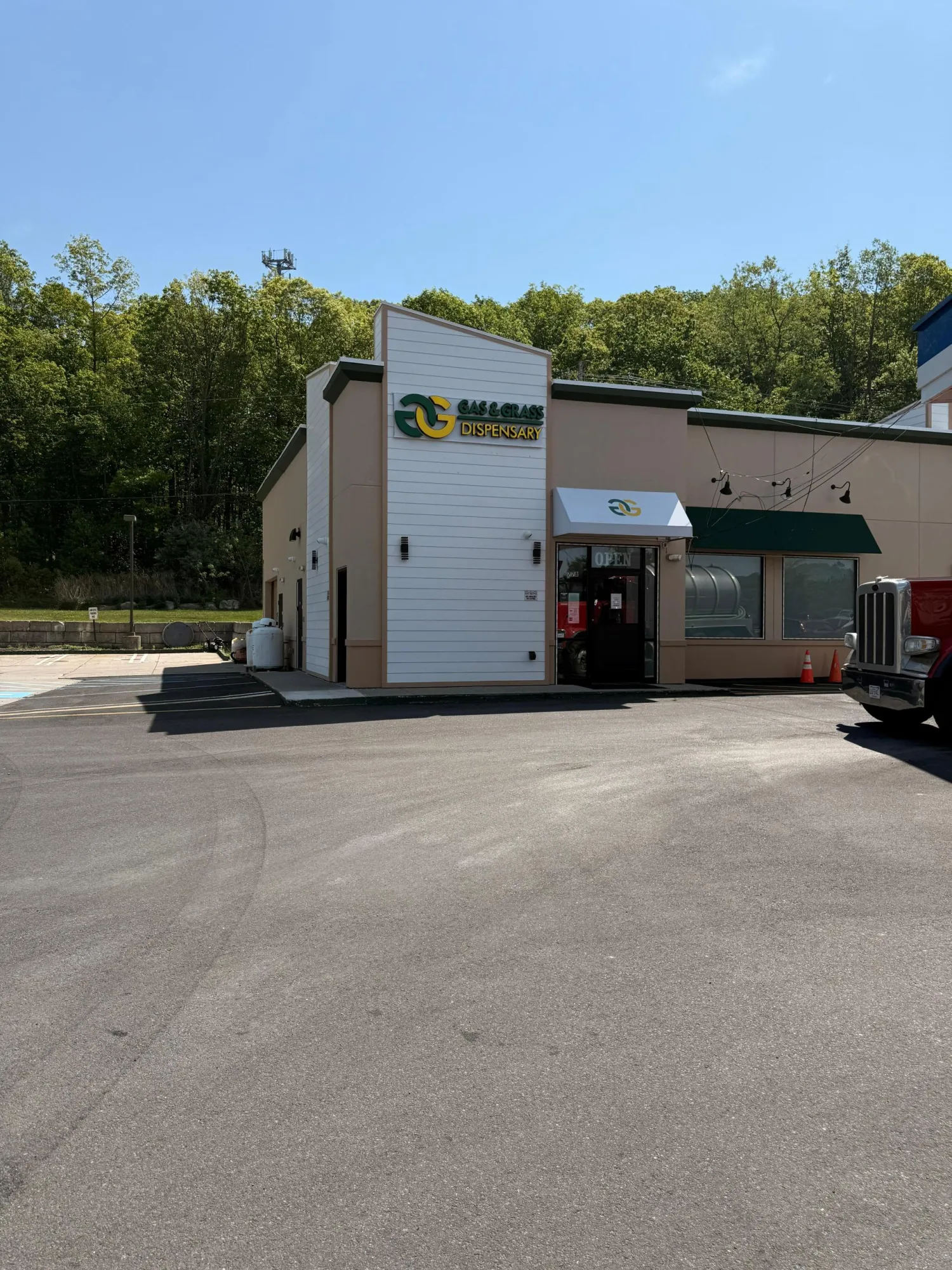 New Jersey Dispensary Guide: Exploring Premium Cannabis at Gas & Grass