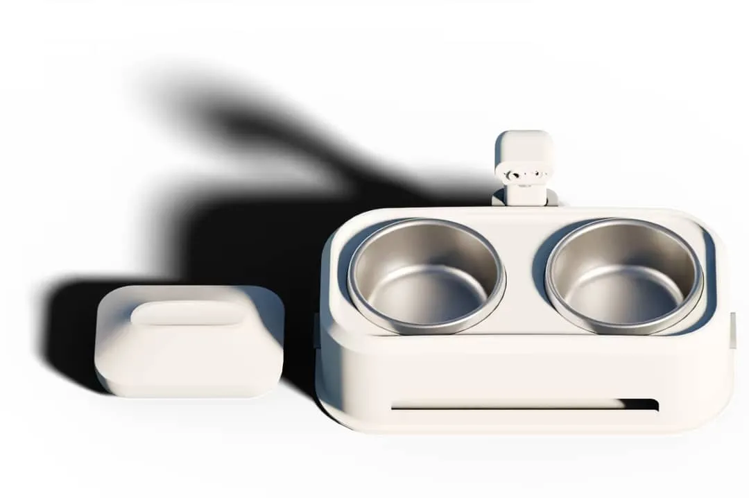 Smart Pet Devices and the Quiet Worries Every Pet Parent Knows