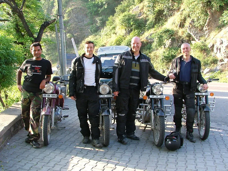 South India Motorcycle Tours: The Complete Guide to Riding Through Kerala, Tamil Nadu, Karnataka, and Beyond with Royalbike Riders
