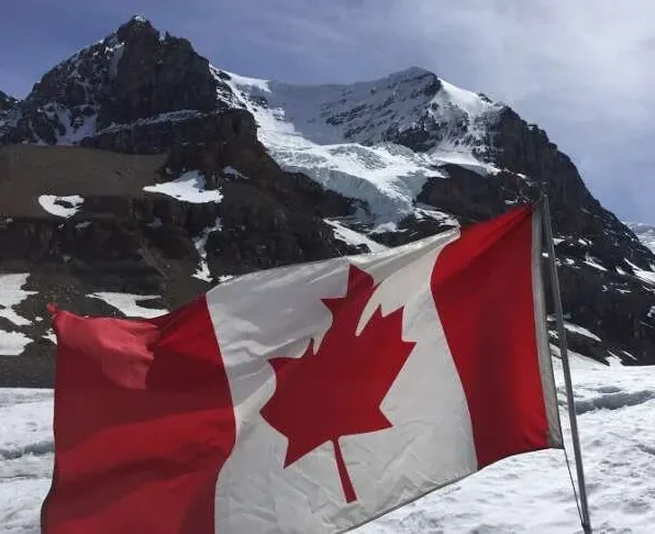 Glacier exploration tour