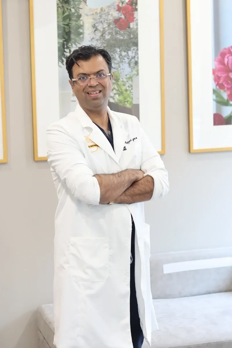 Plastic Surgeon in Delhi - Dr Rajat Gupta