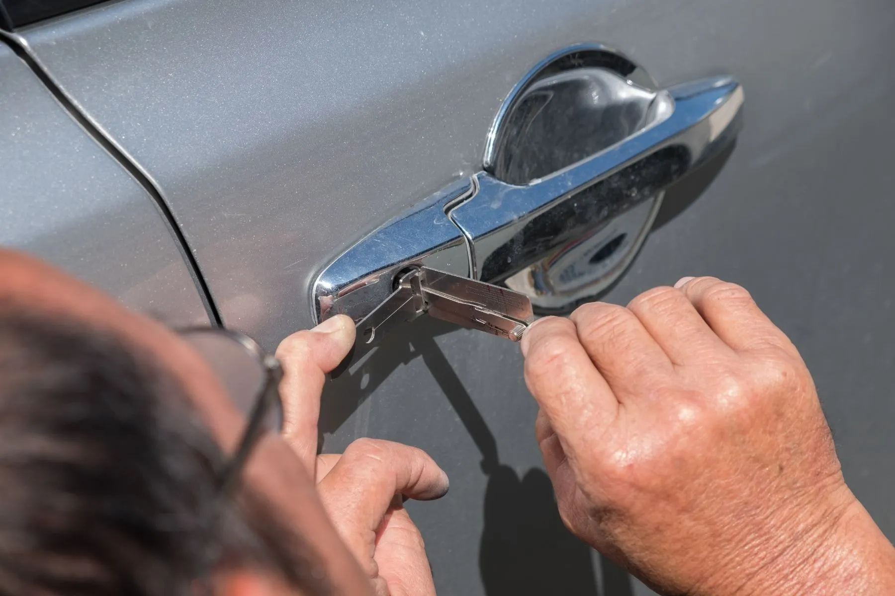 Automotive Locksmith vs Dealership Services: Which Option Makes More Sense in Melbourne?