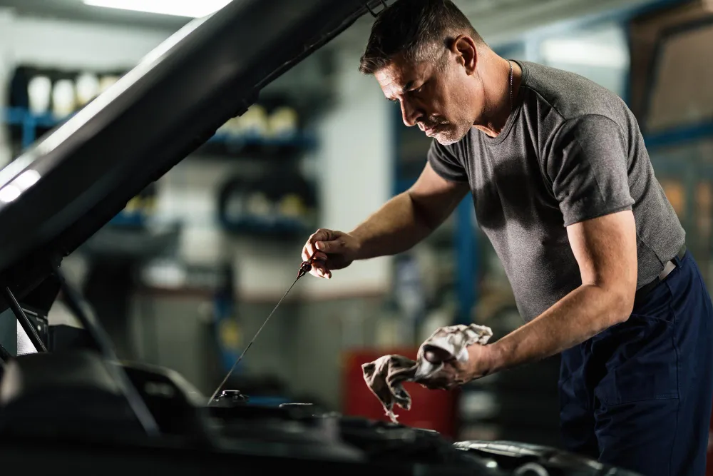 Oil Change Services in Whitby: What's Included in a Full-Service Oil Change?