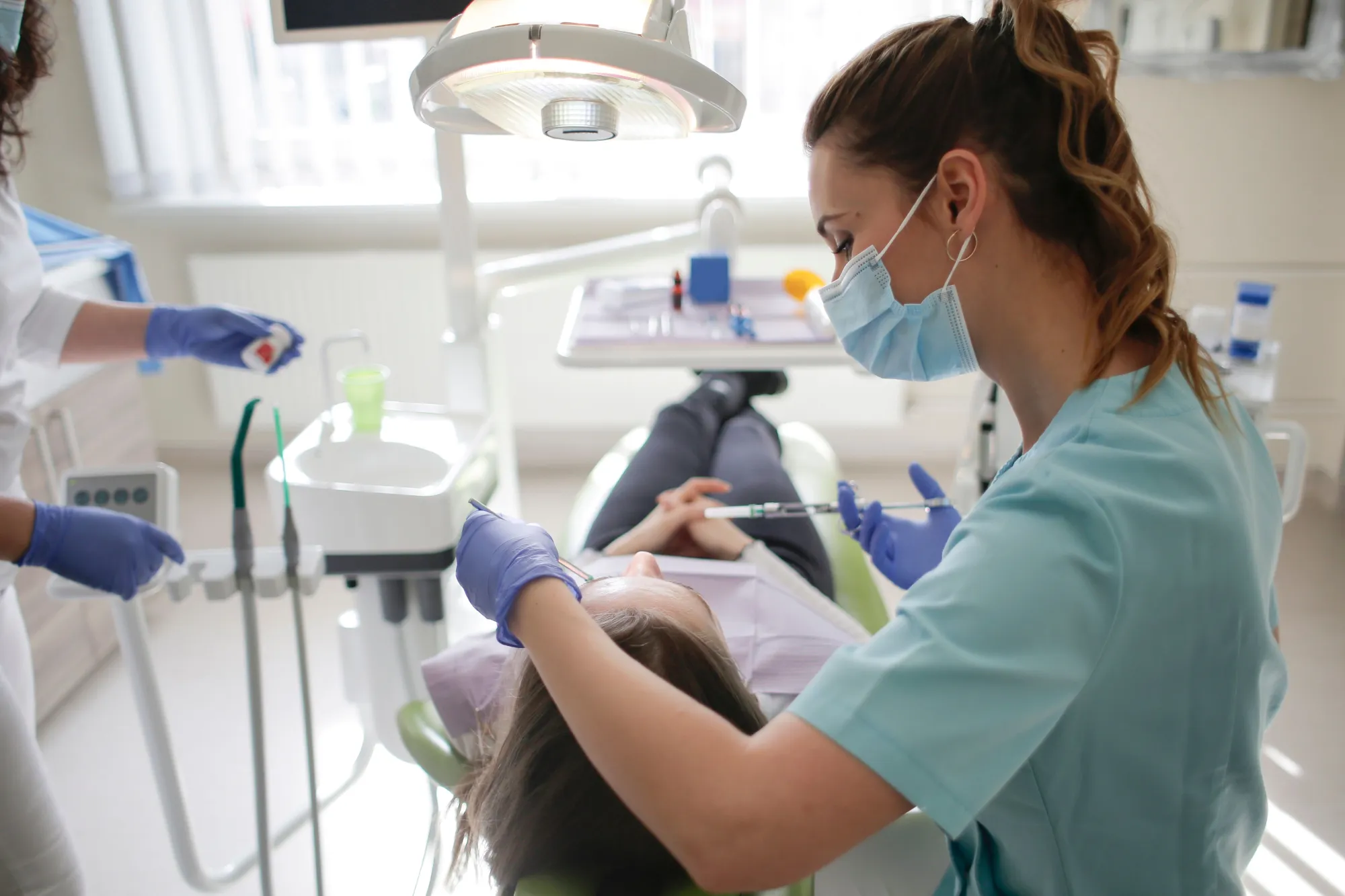 Benefits of Choosing a Private Dentist Near Me