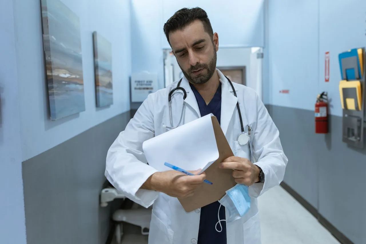 Baleares unifica el historial médico entre residencias y hospitales