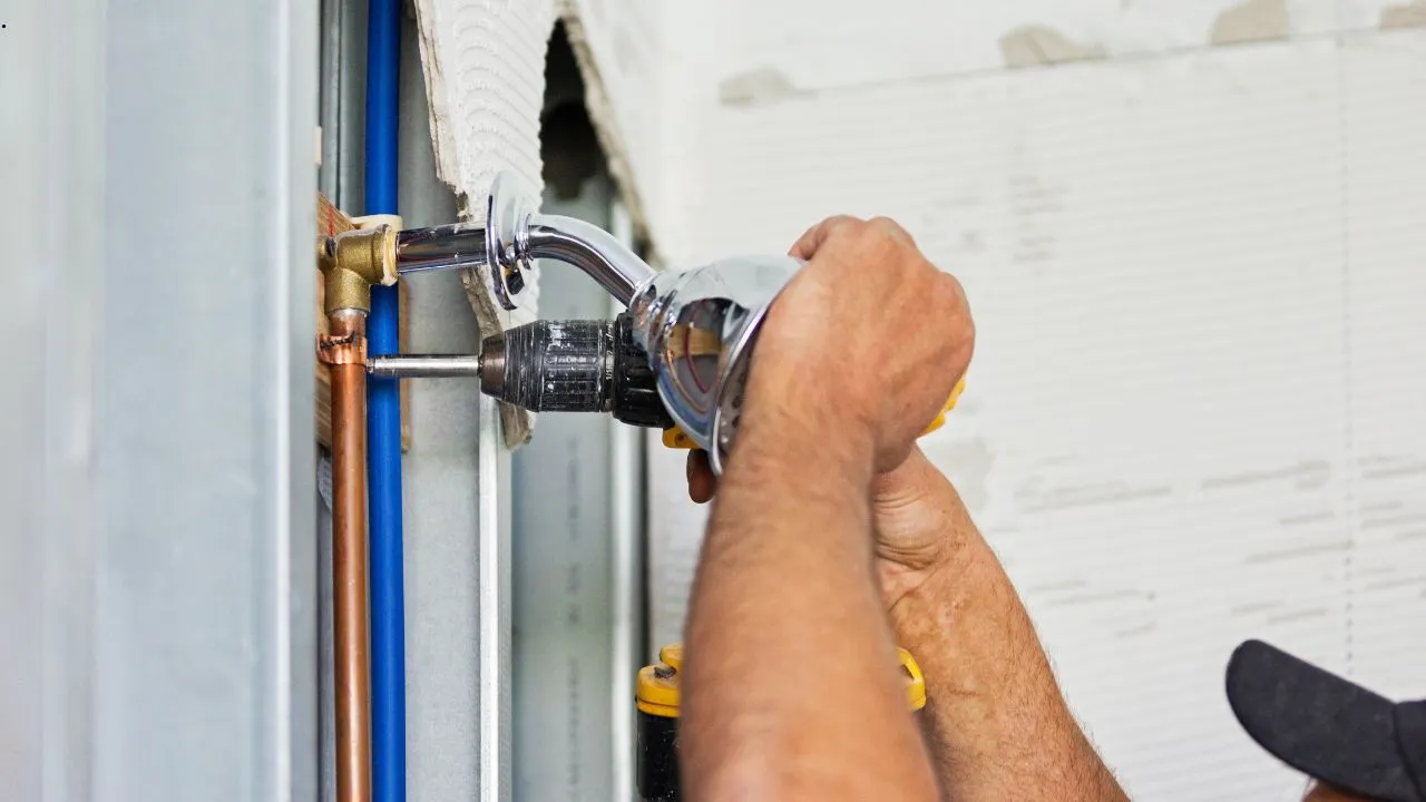 Common Plumbing Problems in Hamilton Homes and When to Call a Plumber