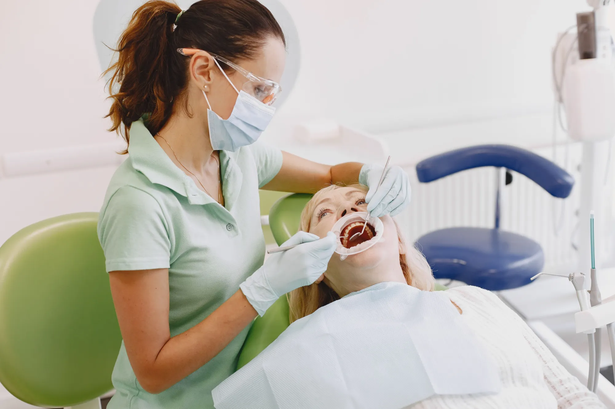 Why Choosing a Local Dentist Riverpark Matters