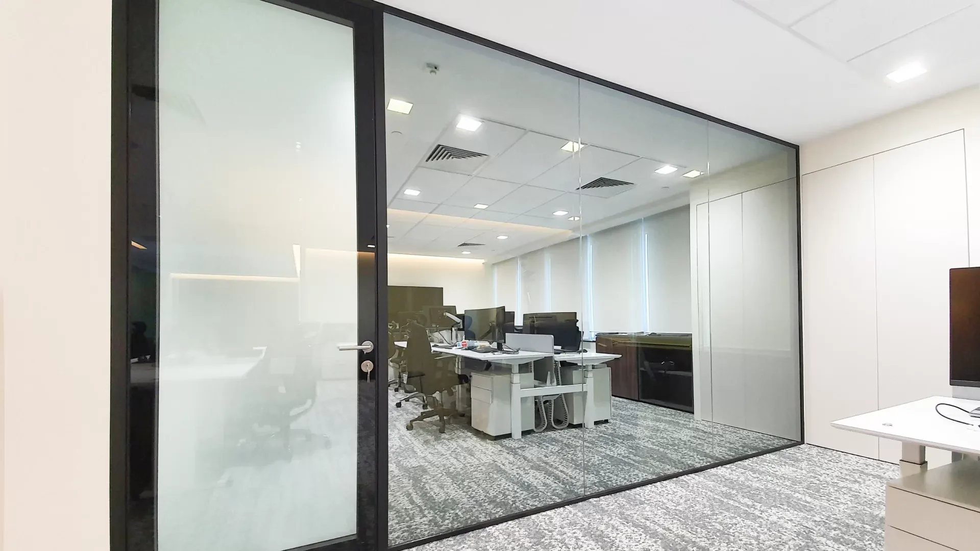 Glass Rooms Dubai: Designs, Costs & Installation Guide