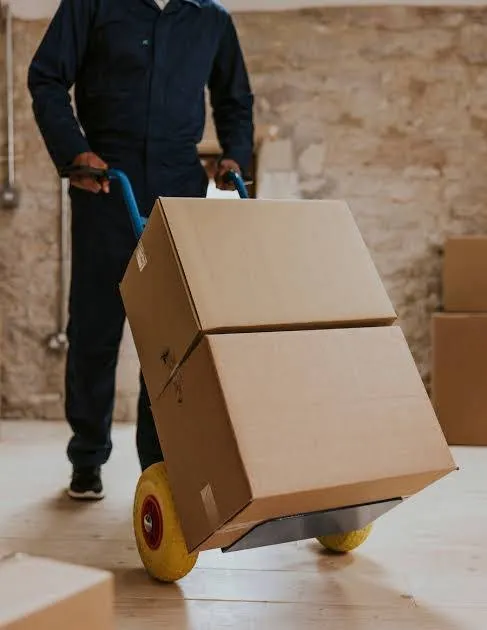 5 Chicago Moving and Storage Companies for Short- and Long-Term Needs