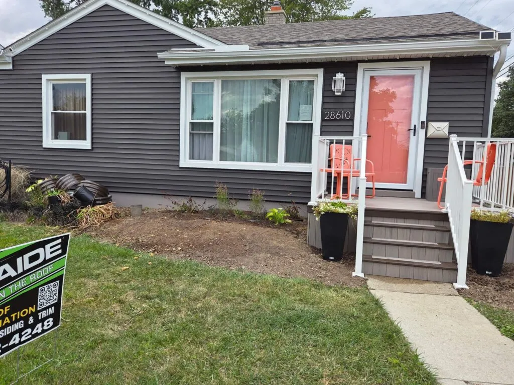 How Roofing Contractors in Riverview Protect Homes from Michigan Weather