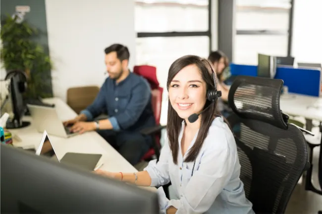 What Are the Best Alternatives to Customer Service Outsourcing for a Startup with 25 Employees?