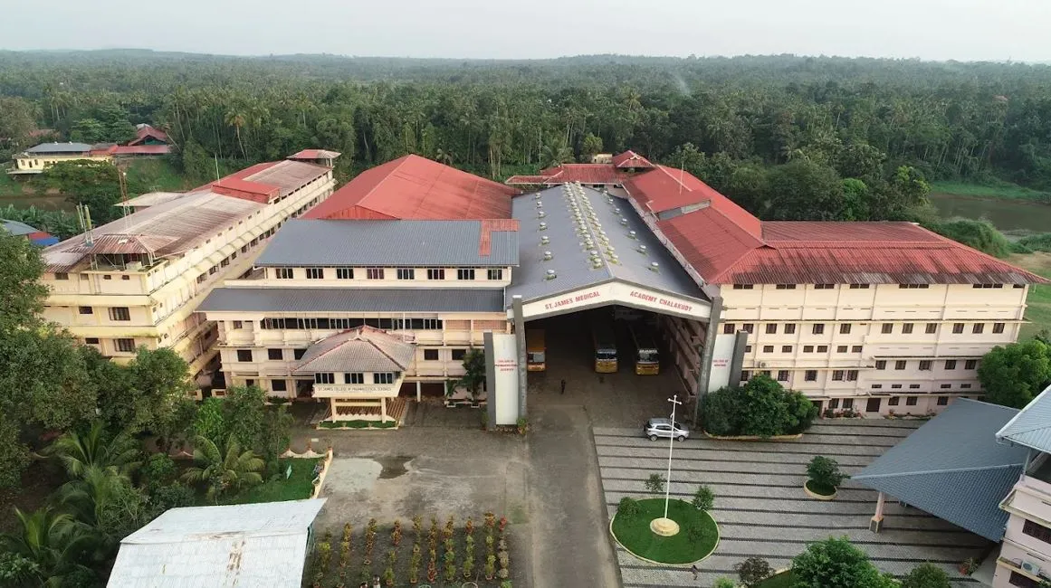 Why Choose St. James’ College Among Pharmacy Colleges in Thrissur District?