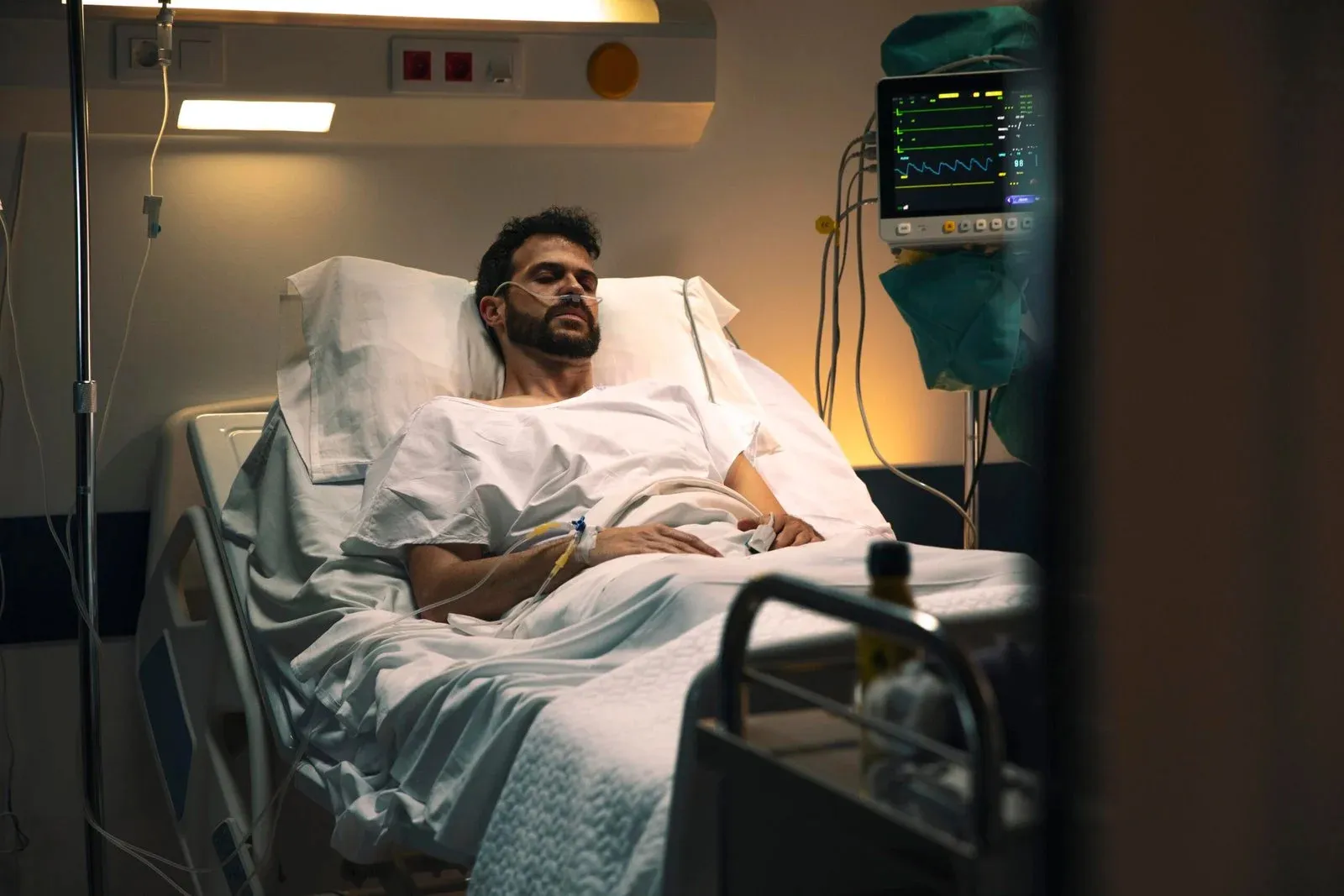 What to Expect During an ICU Stay: A Patient and Family Guide