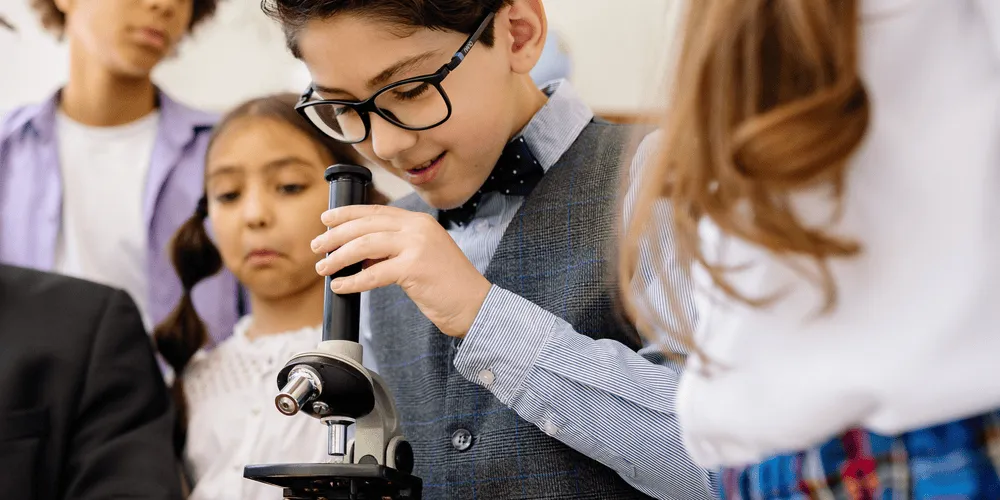 What Offline Space Science Learning Looks Like in India: An Executive Blueprint for STEM Leadership