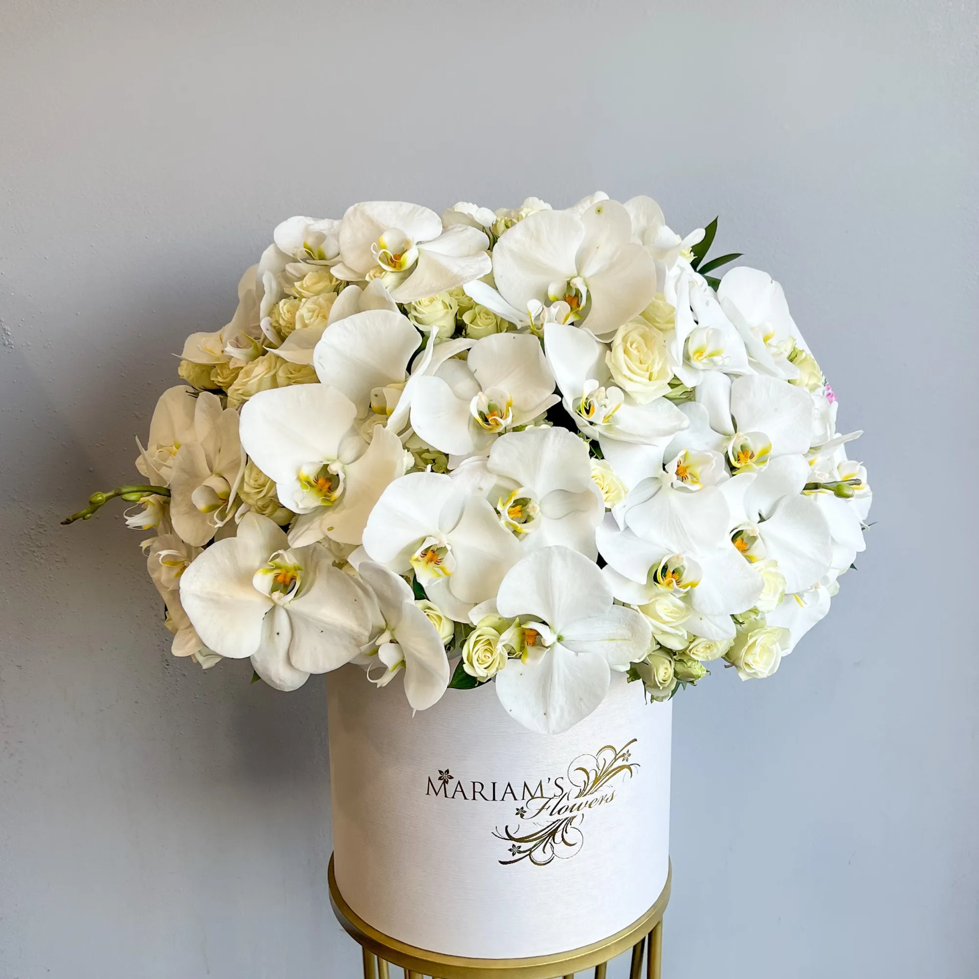 Best White Roses Flower Bouquet Online for Every Special Moment