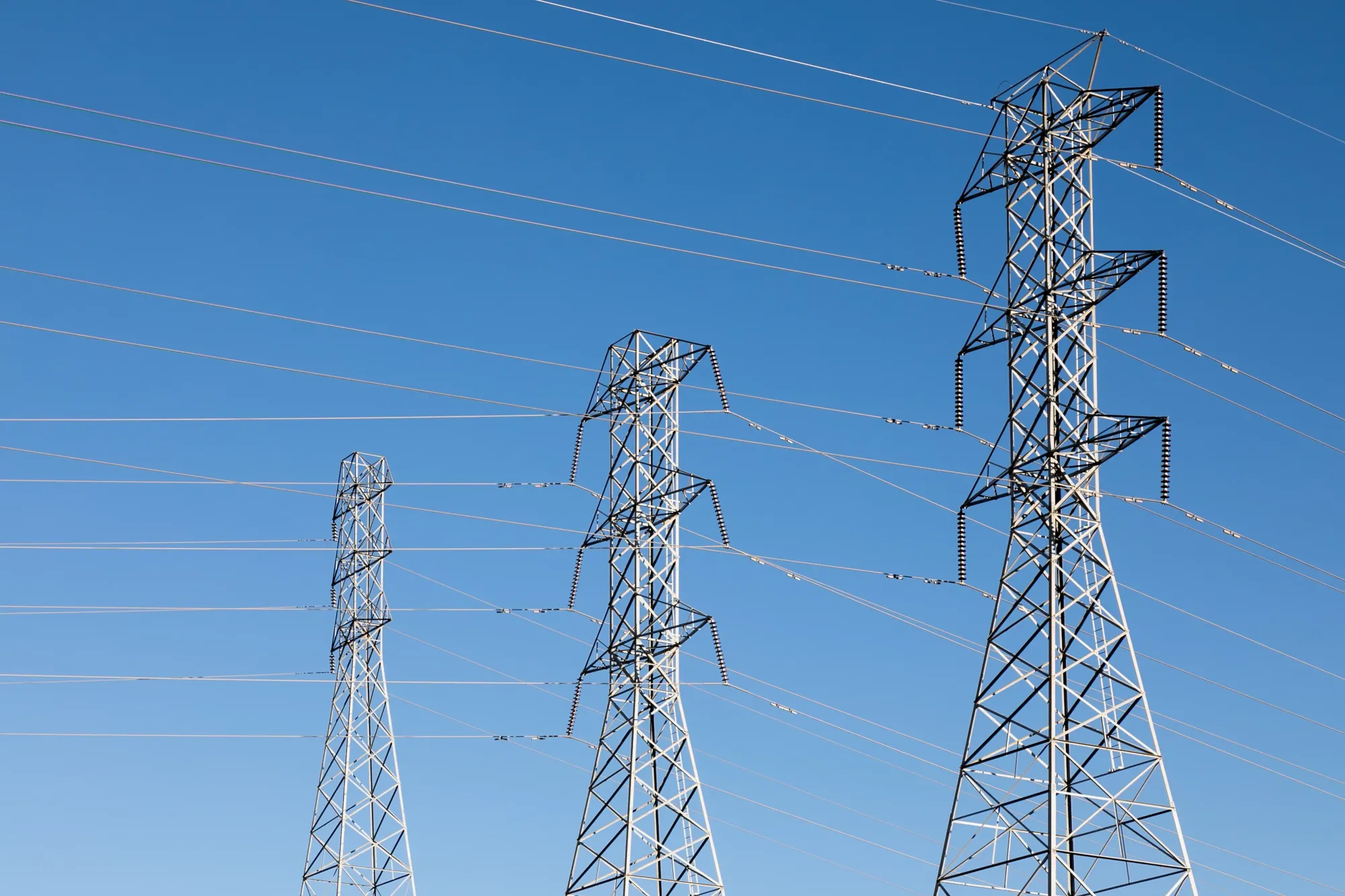 Accelerating Access to Energy: The Role of Advanced Conductors in a Sustainable Grid