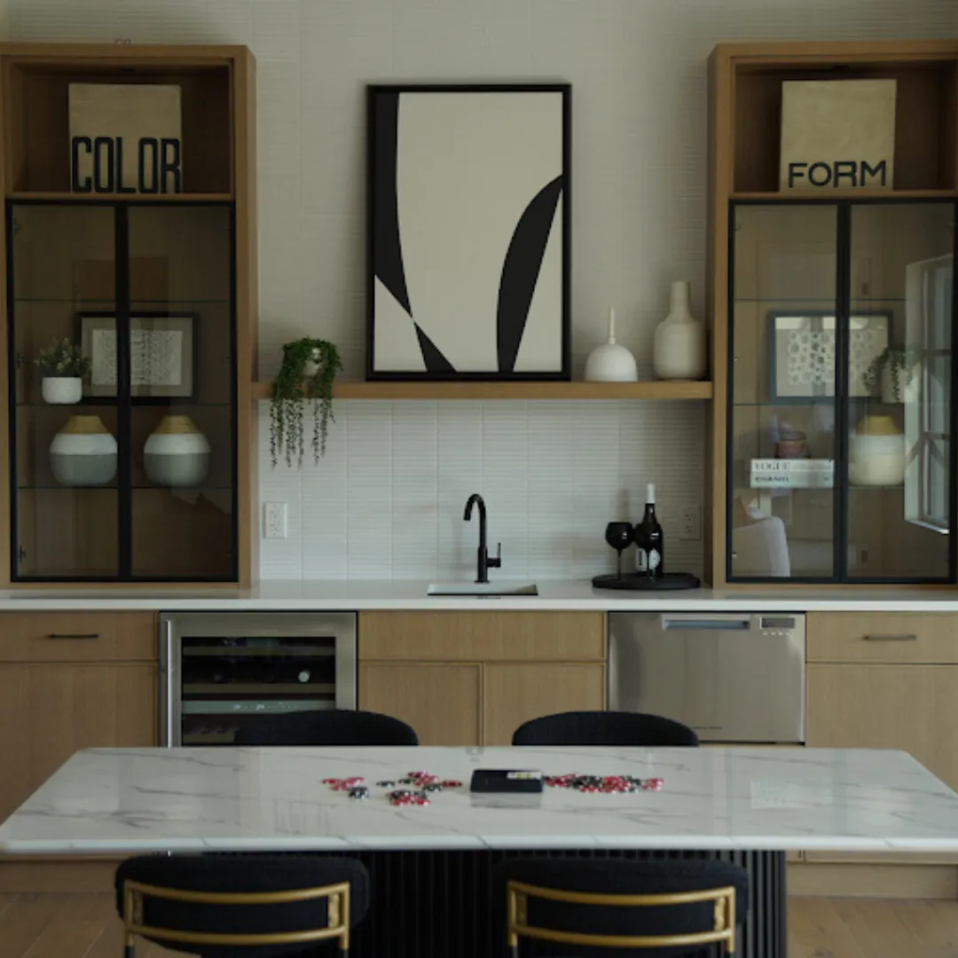 Custom Kitchen Cabinets for a Luxe, High-End Kitchen Design