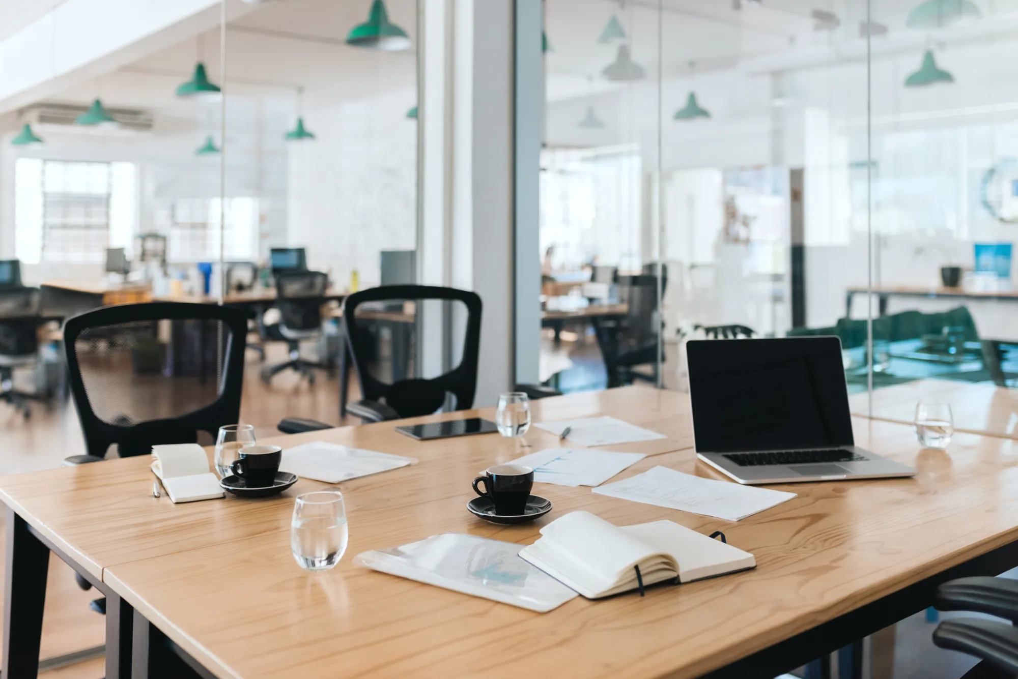 How to Choose the Right Business Supplies for Different Workplace Needs