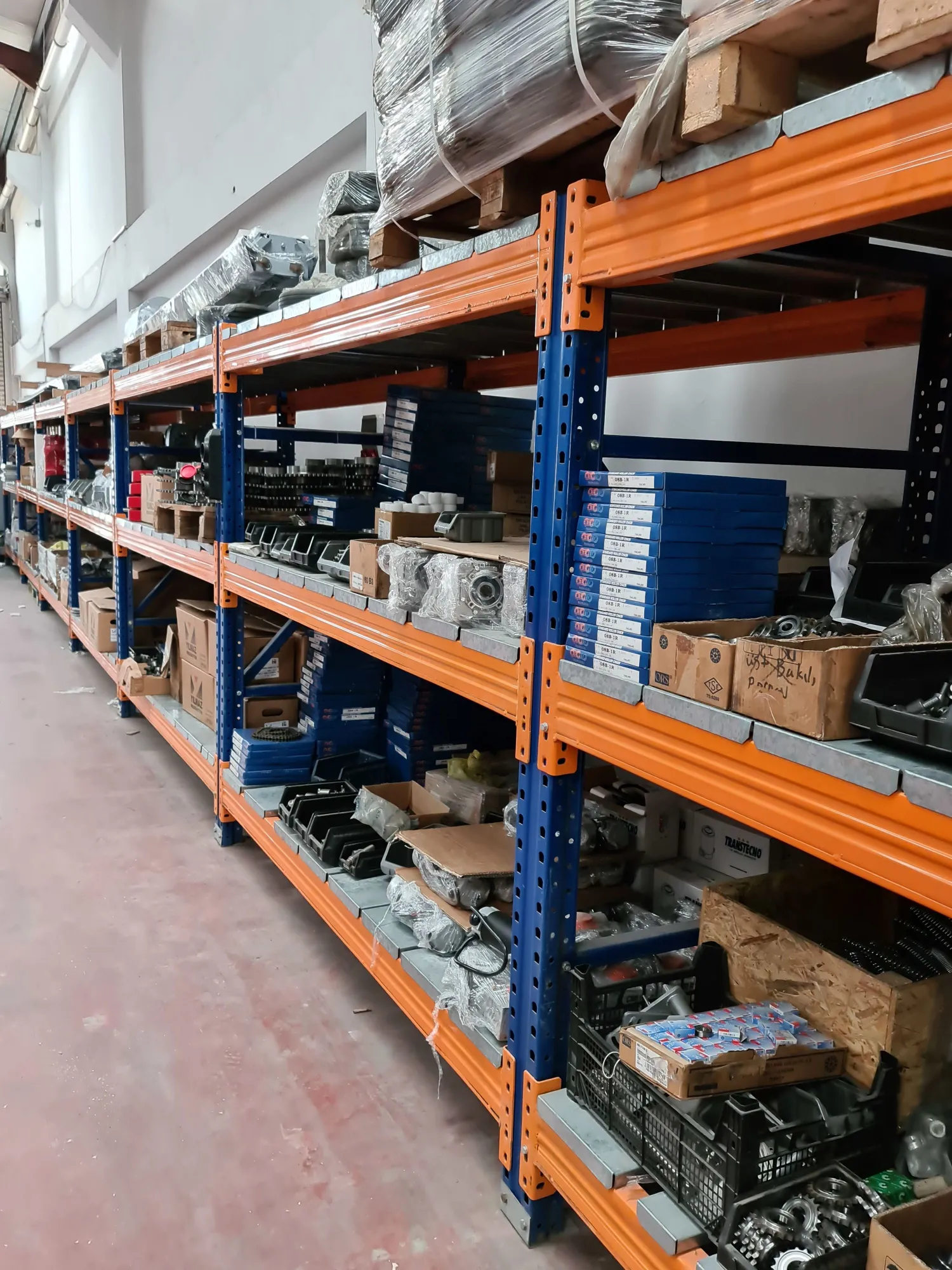 warehouse shelving solutions