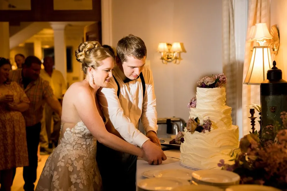 Choosing a Vermont Wedding Photographer: Hours vs. Full Day